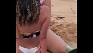 Lesbicas na Praia do brasil